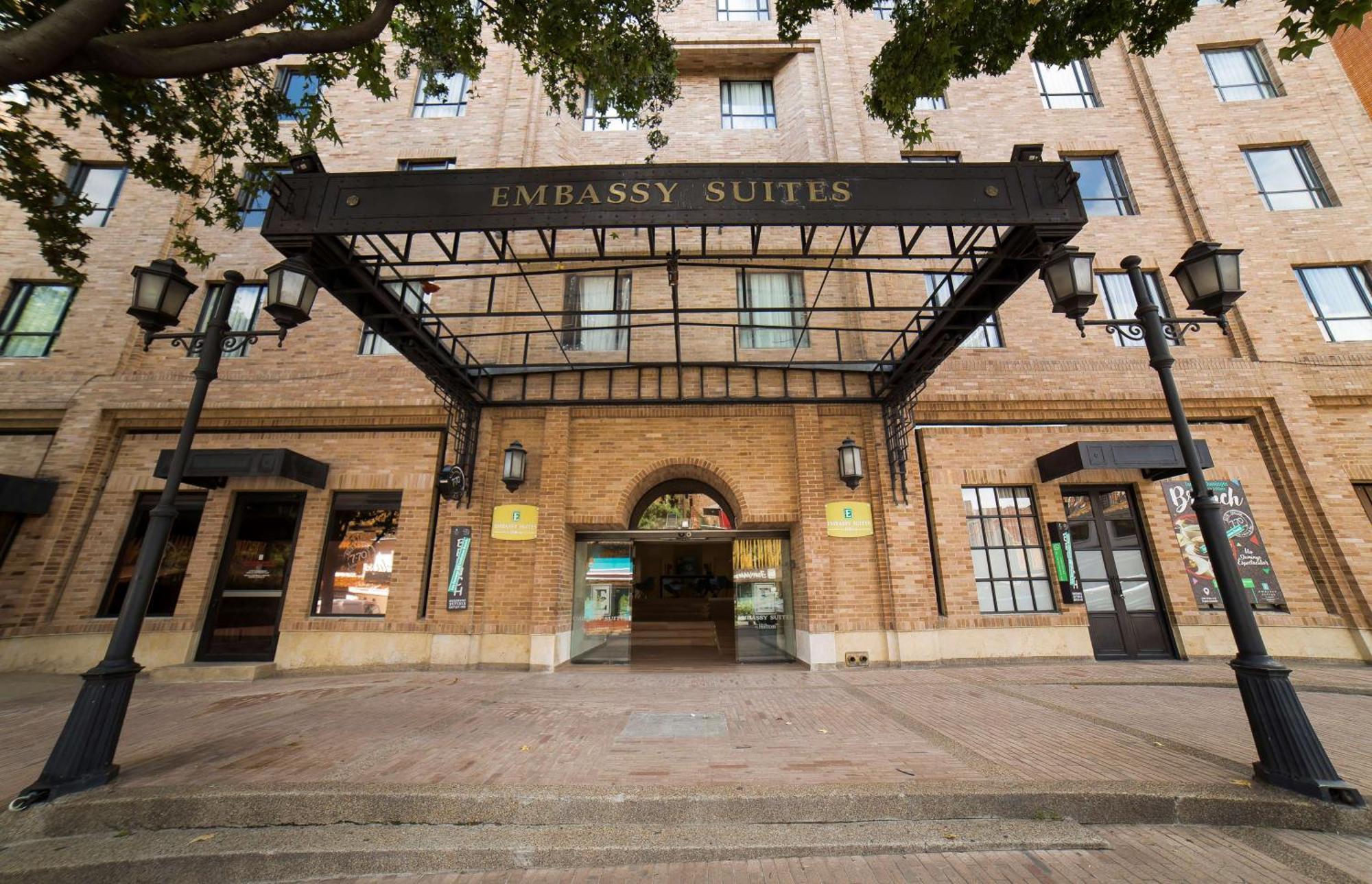 Embassy Suites By Hilton Bogota - Rosales Exterior photo Embassy Suites San Antonio Riverwalk