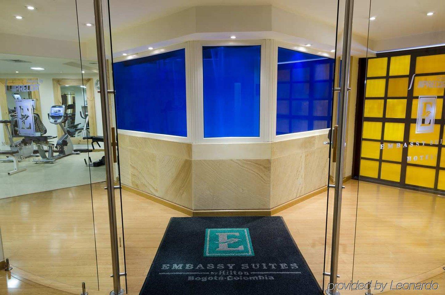 Embassy Suites By Hilton Bogota - Rosales Exterior photo Entrance to the Embassy Suites